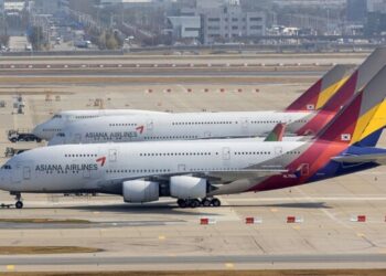 우즈벡 가던 아시아나항공기 6시간 만에 회항…왜?