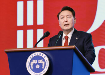 ‘의대 증원’ 호응…尹지지율 39%, 국힘 vs 민주 ‘오차범위’ 밖