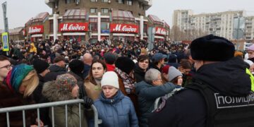 “나발니는 국가 위해 자신을, 푸틴은 본인 위해 국가를 희생시켰다” (영상)