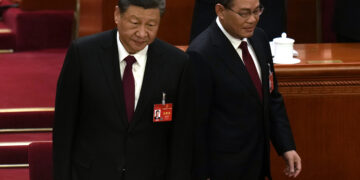 작년과 같은 “5% 성장” 제시한 中… 재정난에도 방위비 7.2% 증액