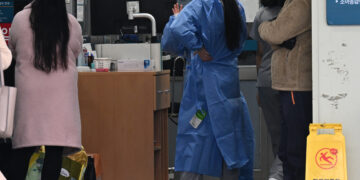 정부 “전공의 보호센터 설치…소청과 전공의에 월 100만원 지원”