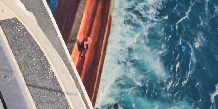 제주 출항 어선 통영 욕지도 해역서 전복…9명 실종