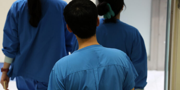 “이성 되찾고 논의 나서야”… 일부 의대 교수·전문의 시국 선언 발표