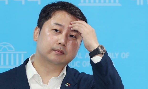 與 ‘막말 논란’ 장예찬 부산 수영 공천 취소… “국민 정서 반해”