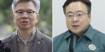 “정부 더 전향적으로” 의협 비대위원장 사흘 만에 경찰 재소환… 정부 “의사는 환자 지킬 때 존중 받아”(종합)