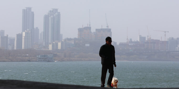 내일 출근길 영하권 ‘꽃샘추위’…황사는 오늘 밤 해소