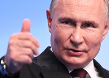 푸틴 ‘200명 사상’ 테러에 국가애도일 선포…‘응징’ 예고