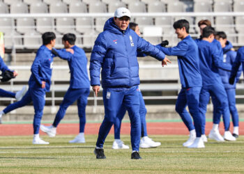 ‘말없이 입국’ 이강인, 20일 입장 발표 …‘내부 결속’ 황선홍호는 비공개 훈련·인터뷰 차단