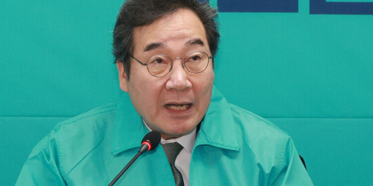 민주당 저격 이낙연 “난폭한 일 계속…당권·대권 주자 싹 잘라내”