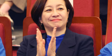 아동 성폭행범 변호 조수진 “아버지가 범인일 수도” 2차 가해 논란