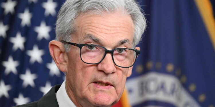 美 연준 ‘올해 3회 금리인하’에 3대지수 사상 최고