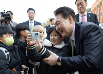 尹 지지율 34%…긍정평가 1위 ‘의대 증원’, 부정 1위 ‘물가’