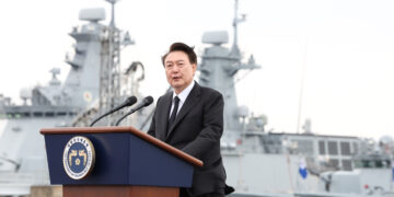 尹 “북한 무모한 도발 감행시 반드시 더 큰 대가 치를 것”