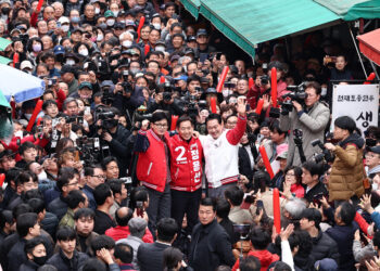 한동훈 “총선 후 유학? 봉사할 일만 남아”…“野, 탄핵으로 민생 챙겨지나”