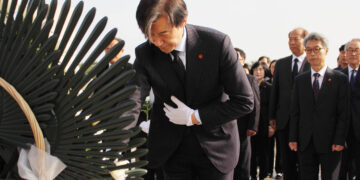 제주 찾은 조국 “4·3 진실 알리고 폄훼·왜곡 멈추게 할 것”