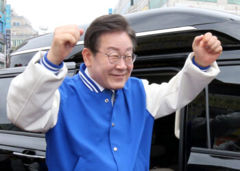 이재명 “중국 셰셰” 발언에 국민의힘 “외교 망언”