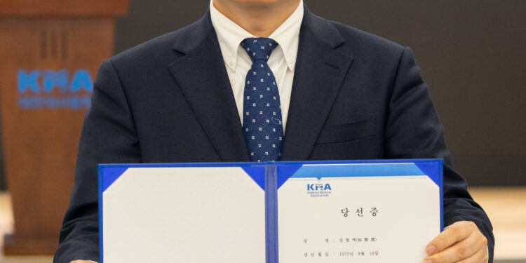 차기 의협 회장 “우리 손에 총선 20~30석 당락 결정”