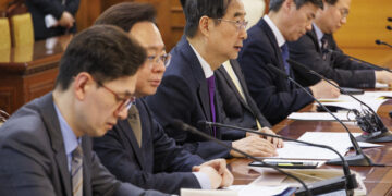 의료계 접점 늘리는 정부…사립대병협회장 “의대 증원 포함 모든 현안에 열린 논의해달라”