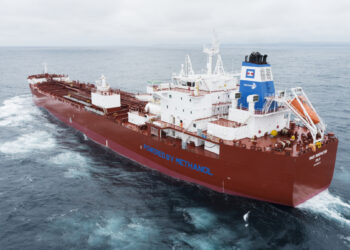 ‘친환경·고부가’ 올라탄 K-조선 3년 만에 정상에…“연간 목표 70% 채워”