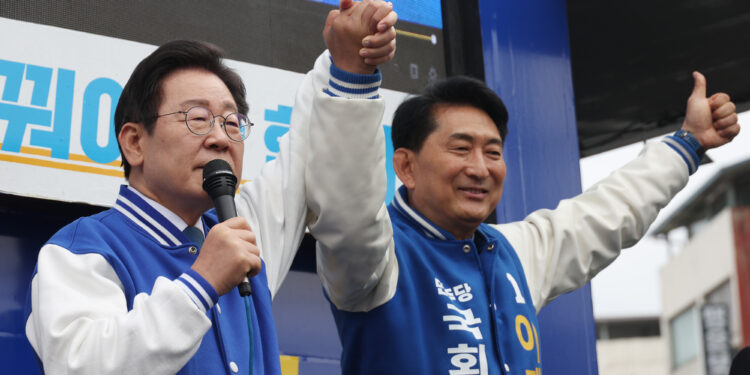 이재명 “대파 반입 못하면 디올백도 못 들어와야”…중원 민심 공략