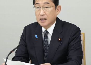 벚나무 들고 美 간 기시다… 안보협력 강화하며 ‘보통국가’ 가속