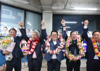 81세 박지원, 여의도 귀환…헌정사상 최고령 지역구 의원