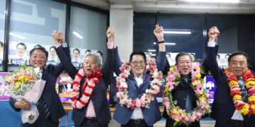 81세 박지원, 여의도 귀환…헌정사상 최고령 지역구 의원