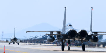 한미 공군, 군용기 100여대 참여하는 연합편대군종합훈련 실시