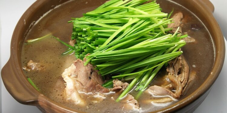 “딱 군인 말투였는데”…‘50인분 닭백숙’ 주문에 좌절한 식당, 왜