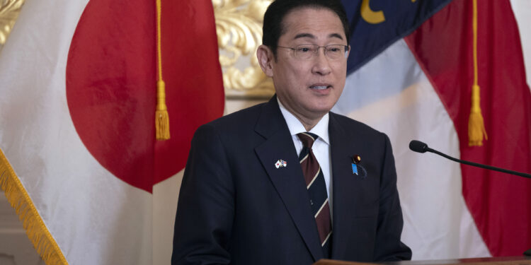 日기시다, 한국 여당 총선참패 묻자 “韓은 중요한 파트너”