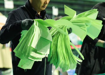 “찍을 당이 없네” 비례 무효표 130만…개혁신당보다 많았다