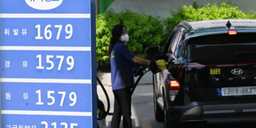 정유업계, 정제마진에 ‘활짝’… 중동發 악재엔 ‘울적’