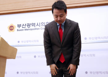 유튜브 슈퍼챗 받은 장예찬, 정치자금법 위반 혐의 경찰 조사