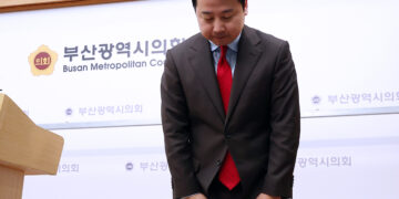 유튜브 슈퍼챗 받은 장예찬, 정치자금법 위반 혐의 경찰 조사