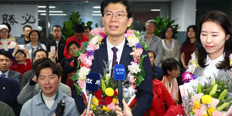 “손에 반창고 붙인 한동훈…‘쉬겠다’고” 통화 내용 공개한 조정훈