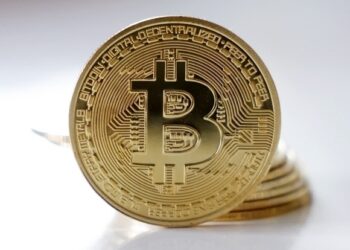 비트코인 반감기 완료…“가격 0.47% 하락”