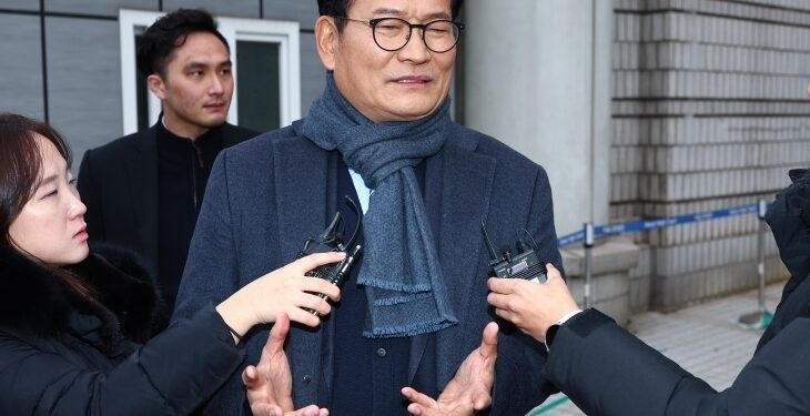 총선 후 줄줄이 시작된 돈봉투 재판 현황은…제22대 당선자도 포함[로:맨스]