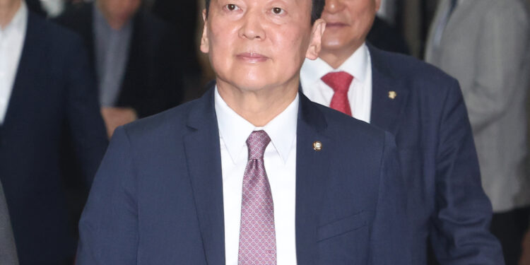 안철수 “당대표 불출마… 차기 대선까지 미래 준비”