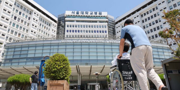 “서울대병원서만 치료하는 희귀병인데, 한숨만”