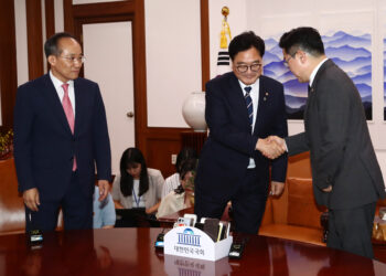 원 구성 담판 또 결렬…與, ‘7개 상임위 수용’ 갈림길