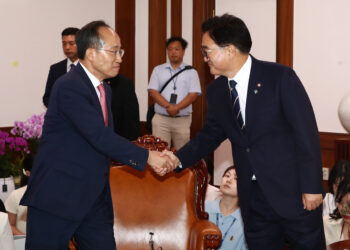 여야, 내일 원구성 막판 협상…우의장 주재 원내대표 회동