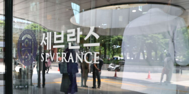 세브란스병원 오늘부터 무기한 휴진… “참여는 개인 자율”