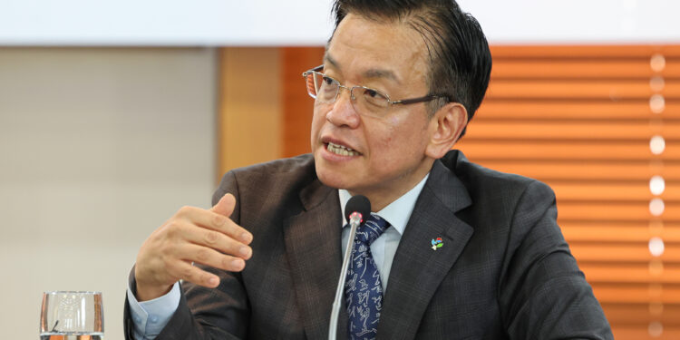 최상목 “상속세 개편 시급, 새달 개정안 반영”