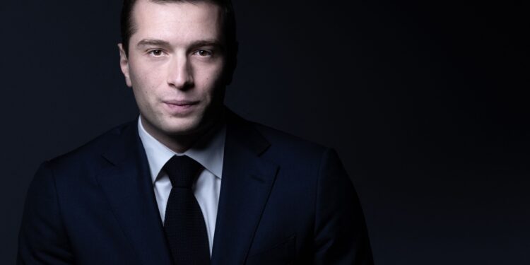 프랑스 ‘톨레랑스’ 불문율 깨지나… 극우당 “무슬림과 문화 전쟁”