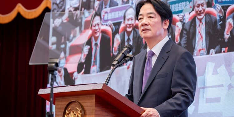 ‘AI 섬’ 꿈꾸는 대만도 인력난 허덕… “외국인 근로자 40만~50만명 도입”