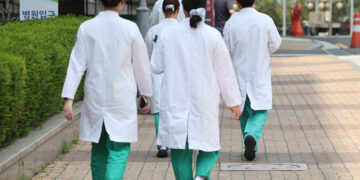 의대 교수들, 7월 26일 전면 휴진 추진