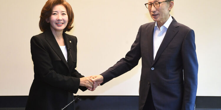 MB, 나경원 만나 “당정 힘 모아야… 분열되면 안 돼”