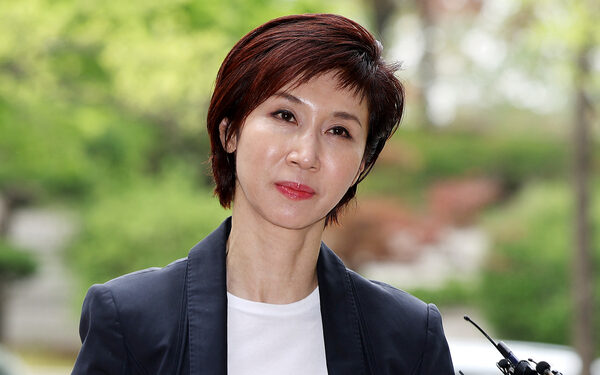 노소영 측 “나비, SK사옥 떠나겠다…최태원에 강한 유감”