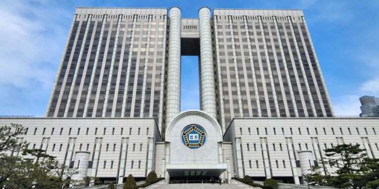최태원·노소영 이혼소송 맡다 숨진 판사…순직 인정