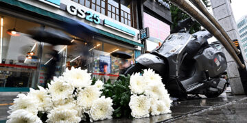 가속페달 작동·브레이크등 미점등…시청역 사고 커지는 의문